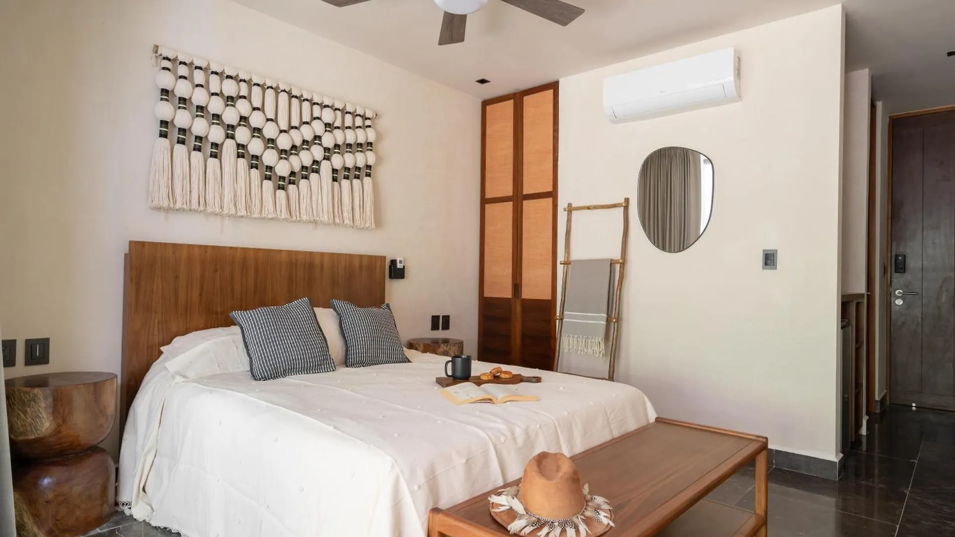 Luxury Lock-Off Humana With Free Bikes & Amenities Apartment Tulum